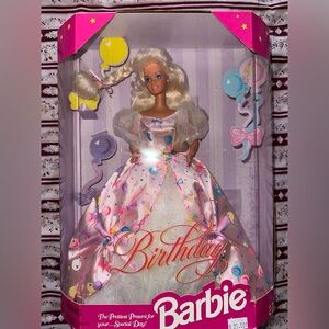 Barbie Birthday The Prettiest Present for You Doll 1996 Mattel 15998